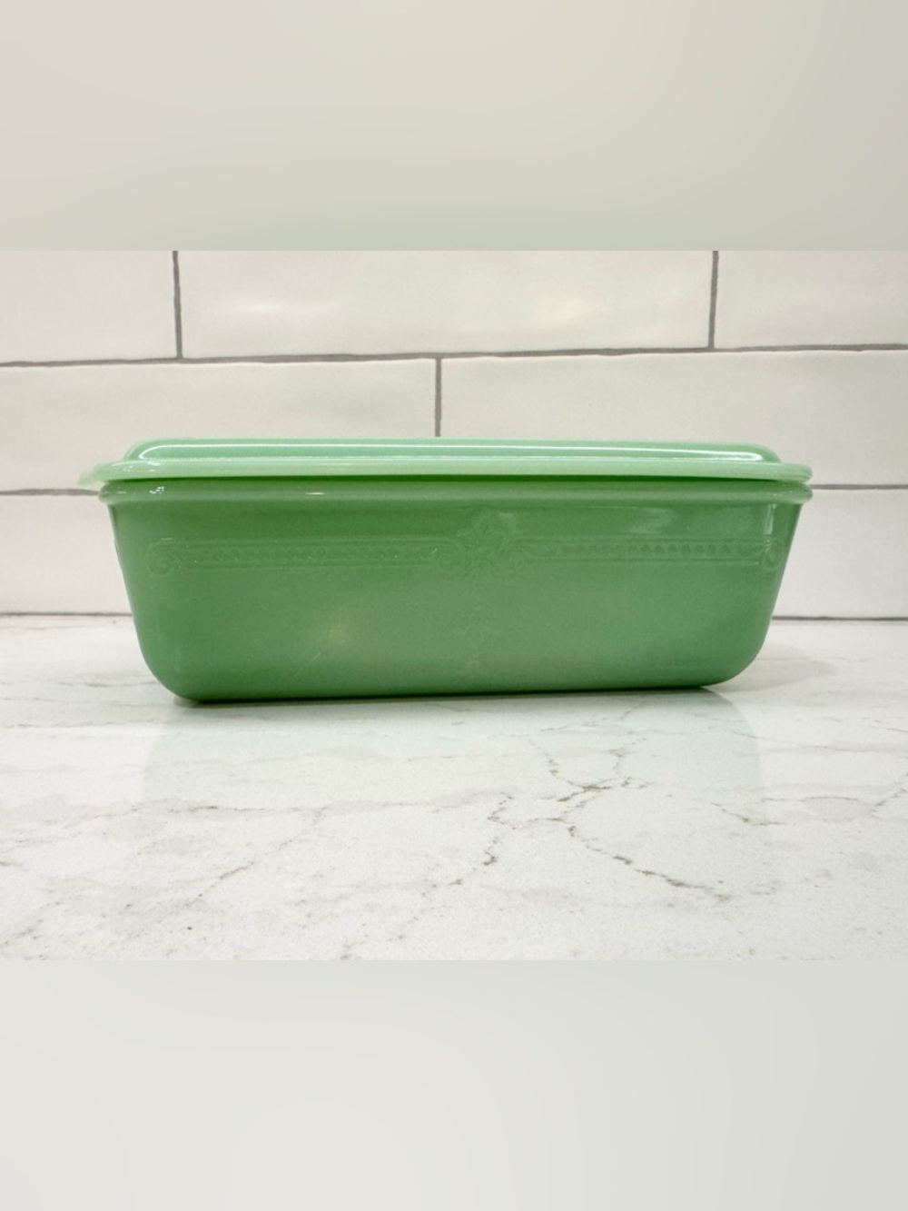 🍐 Fire King Jadeite Philbe Refrigerator Oven Dish Loaf Pan w Lid, 50’s vintage